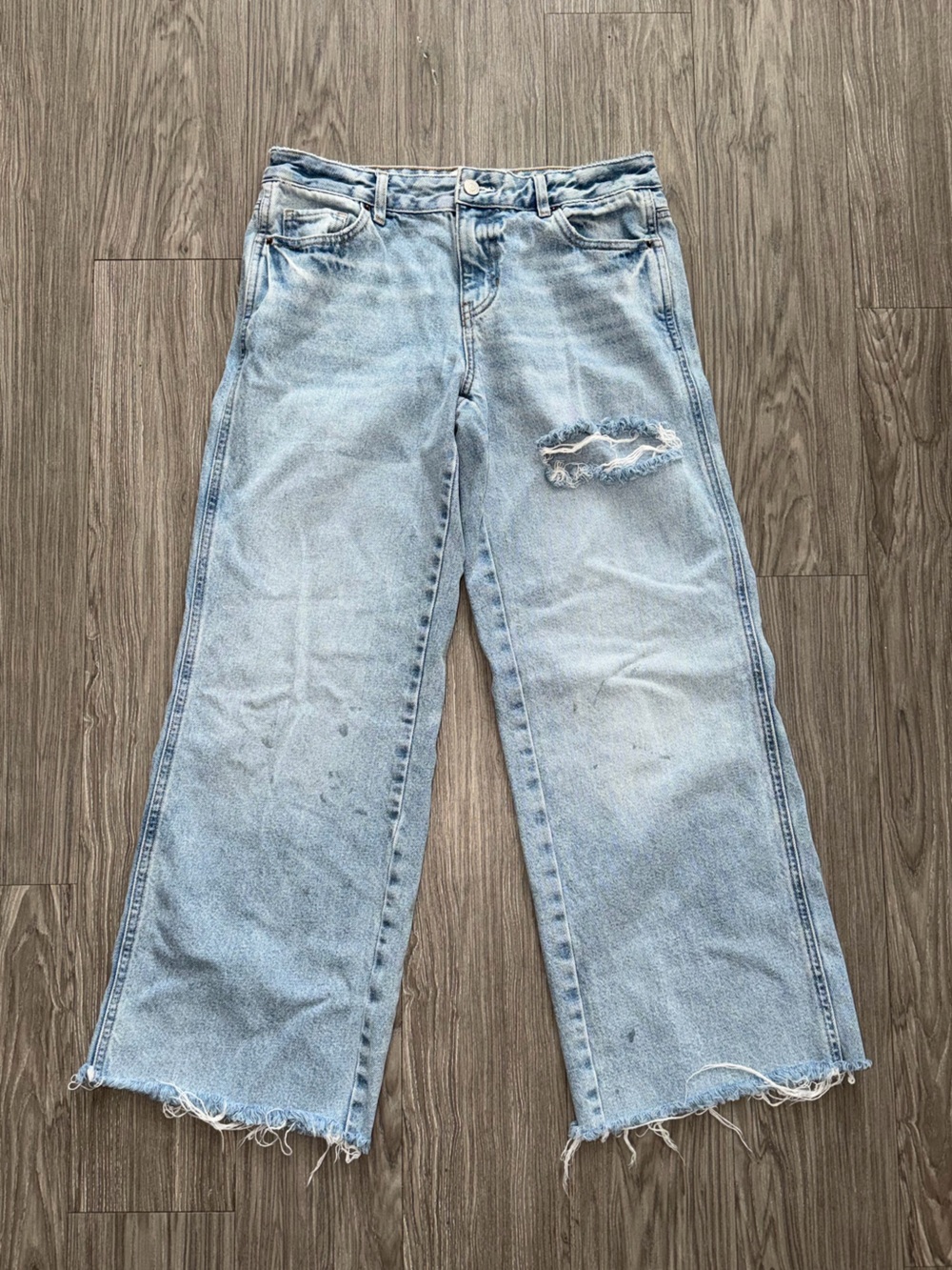 PacSun Casey Low Rise Baggy Light Wash Raw Hem Jeans 27 Blue Distressed Wide Leg